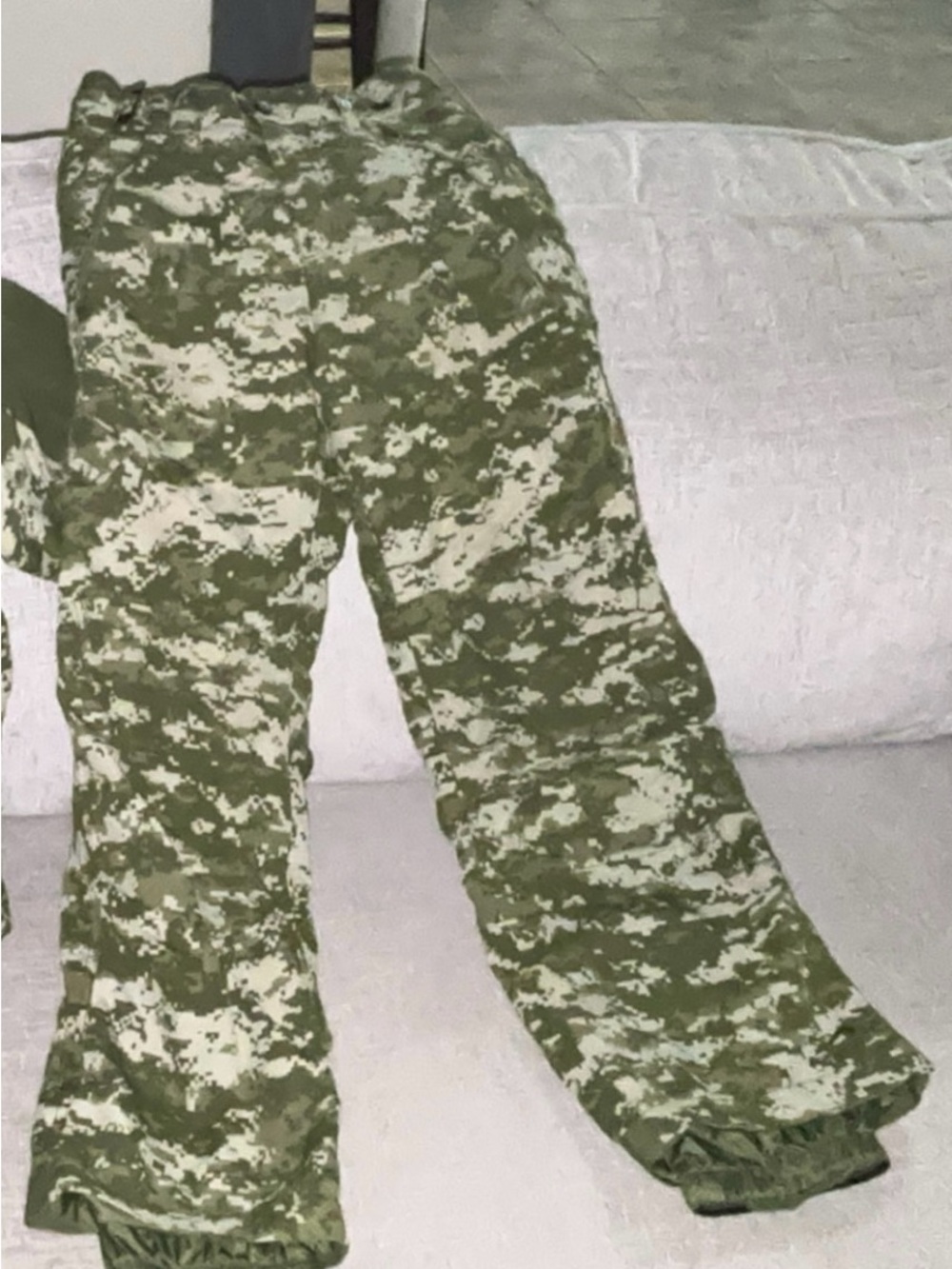 Green Digital Camo Ski Snow Pants, Polar Edge Size Youth Large